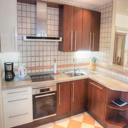 בית נופש Casa Fladhus - Heated Pool By The Sea מארבלה